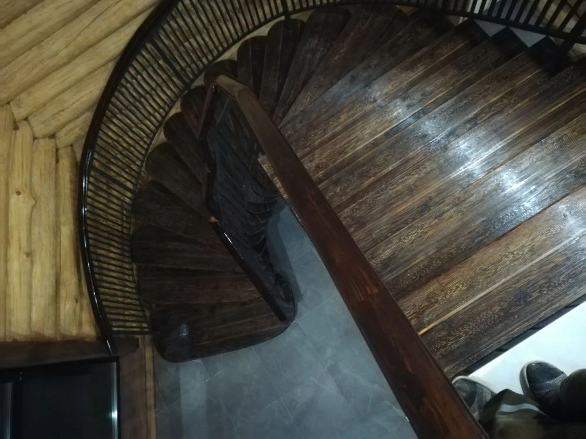 Лестница Дуб