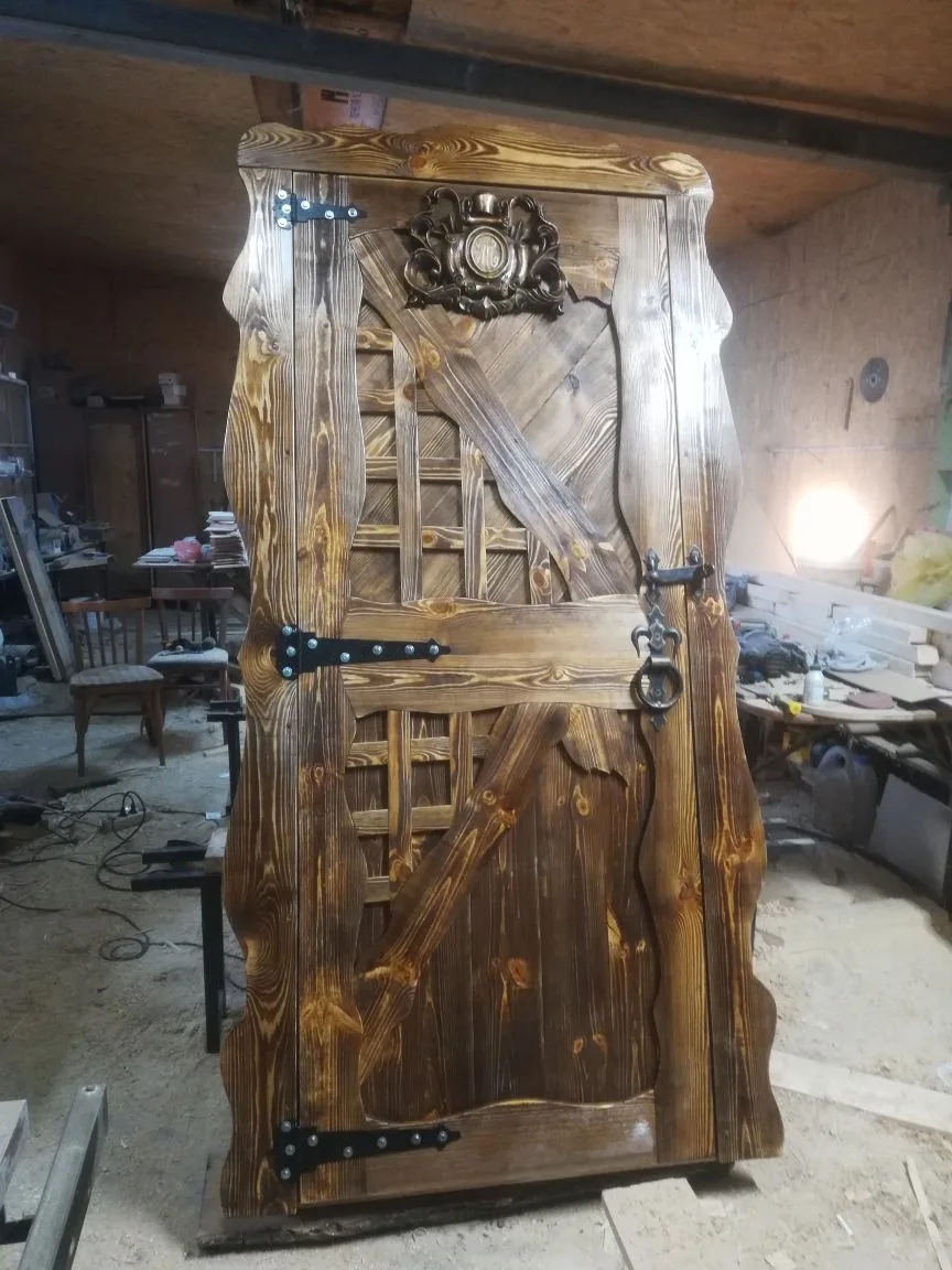 Двери: Дуб, Сосна