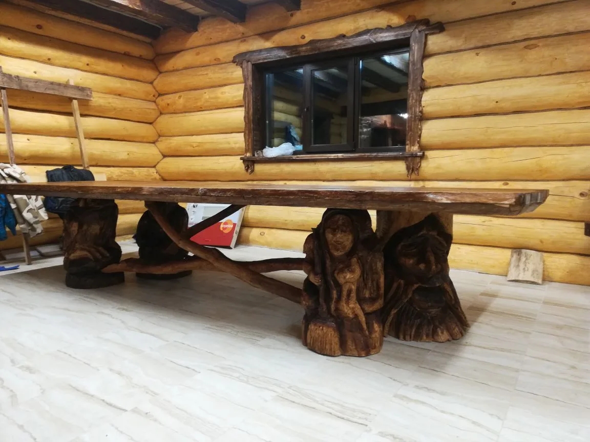 Столы: Дуб, Сосна